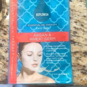 Argan wheat germ face mask